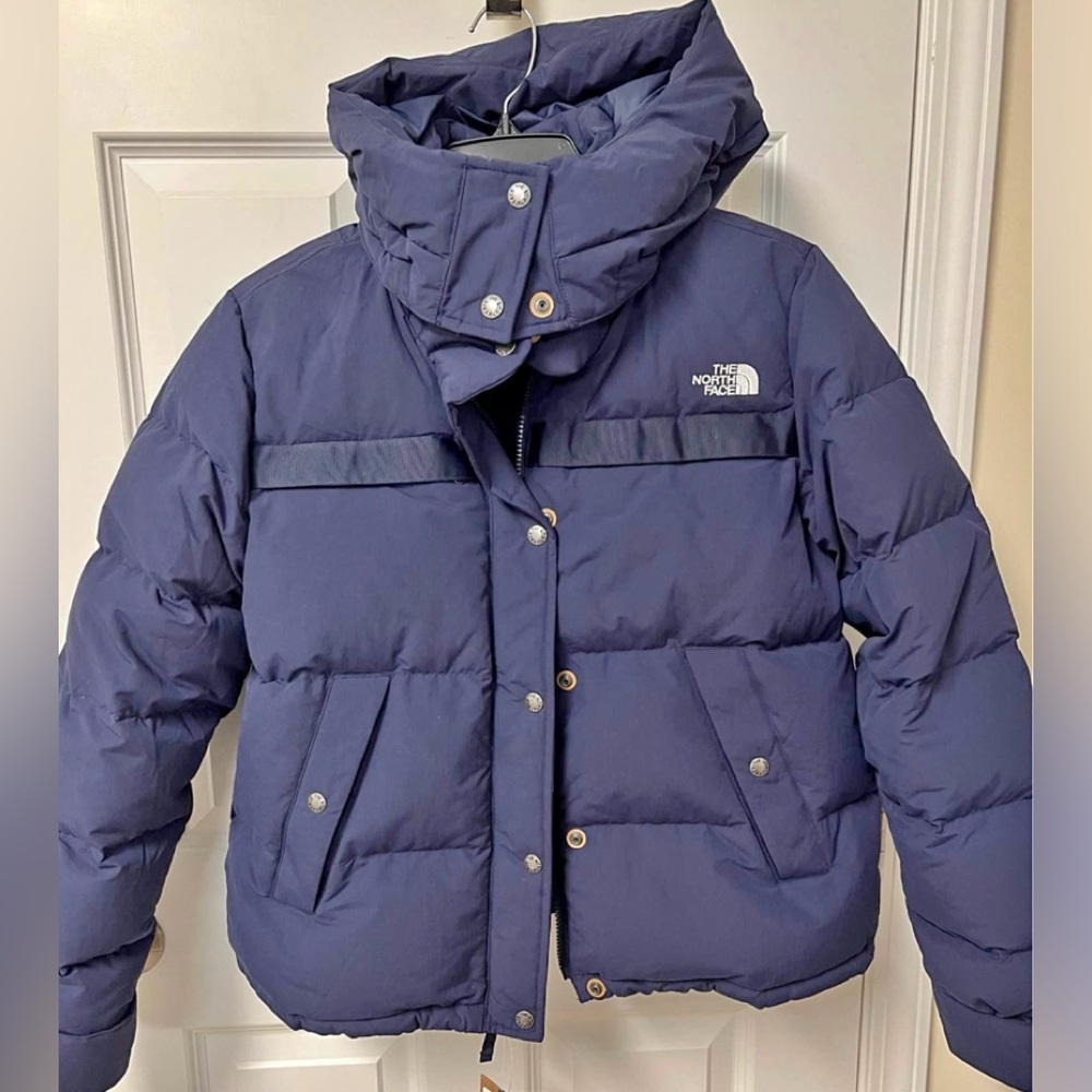The North Face puffer L